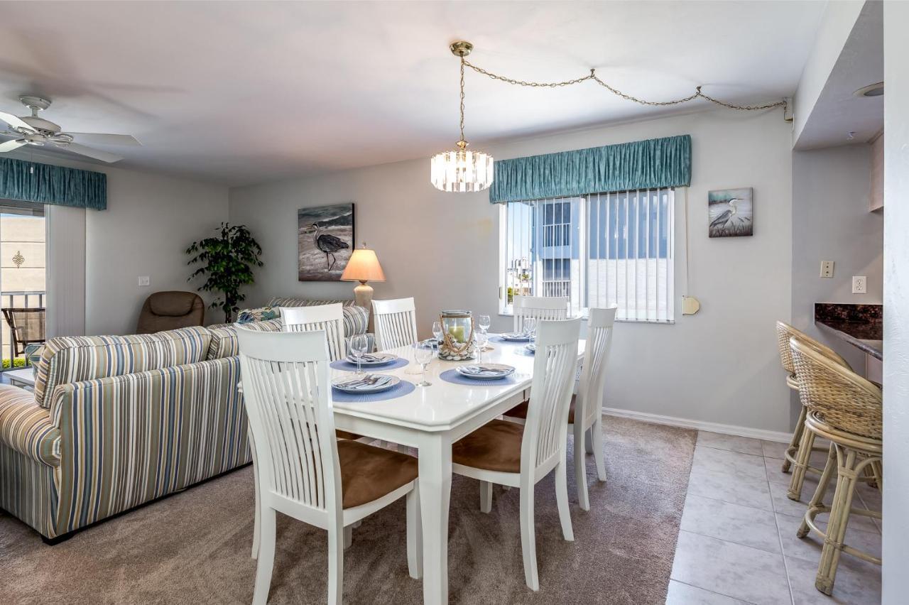 Royal Pelican 381 Fort Myers Beach Exterior photo