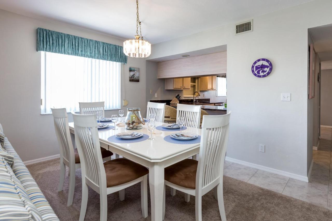 Royal Pelican 381 Fort Myers Beach Exterior photo