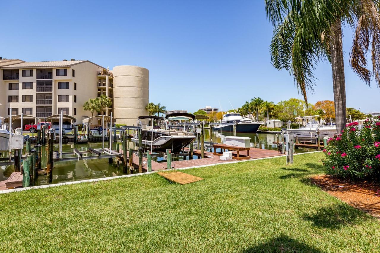 Royal Pelican 381 Fort Myers Beach Exterior photo