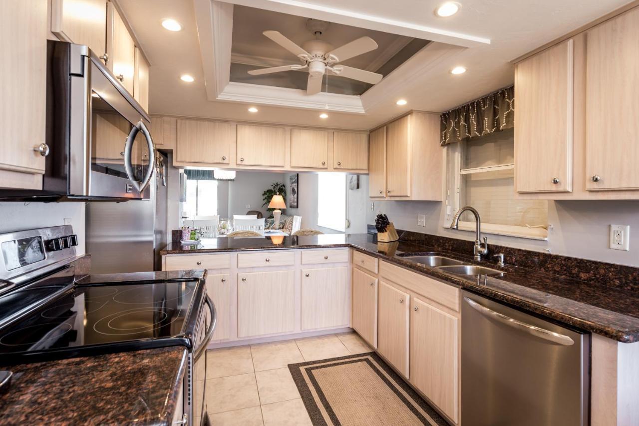 Royal Pelican 381 Fort Myers Beach Exterior photo